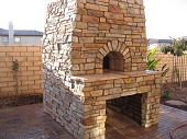 Custom masonry outdoor pizza oven